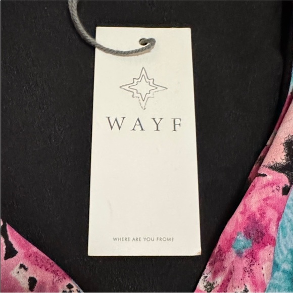 NWT Wayf Pink and Blue Floral Ruffle Blouse | Size Large - Picture 5 of 7